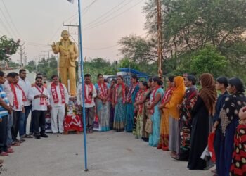 ఎంసీపీఐయు ఆధ్వర్యంలో కామ్రేడ్ మద్ది కాయల ఓంకార్ 14వ వర్ధంతి