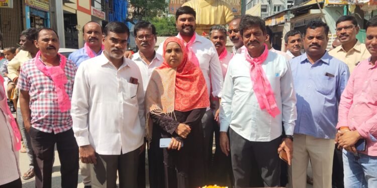మునుగోడు లొ తెరాస విజయం సాధించడంతో… విజయోస్తవ సంబరాలు.. సభియ గౌసుద్దిన్