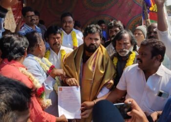 కార్పొరేట్ ప్రవేశిస్తే నాయీ బ్రాహ్మణులూ కుటుంబాలు రోడ్డున పడిపోతాయి జాతీయ బీసీ దళ్ అధ్యక్షులు దుండ్ర కుమారస్వామి