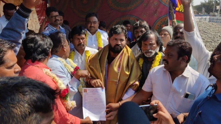 కార్పొరేట్ ప్రవేశిస్తే నాయీ బ్రాహ్మణులూ కుటుంబాలు రోడ్డున పడిపోతాయి జాతీయ బీసీ దళ్ అధ్యక్షులు దుండ్ర కుమారస్వామి