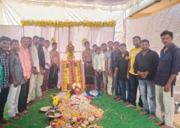 శ్రీకృష్ణ కాలనీలో ఘనంగా అయ్యప్ప స్వామి మహా పడిపూజ