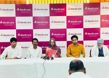 మెదడులో గ్లీయోబ్లాస్టోమ వ్యాధిని తొలగించిన మెడికేర్ హాస్పిటల్ వైద్యులు