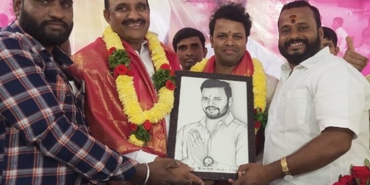 ఘనంగా ఎర్రగుండ్ల శ్రీనివాస్ యాదవ్ జన్మదిన వేడుకలు
