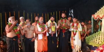 కన్నుల పండుగగా రఘునాథ్ యాదవ్ కన్నెస్వామి పడి పూజ