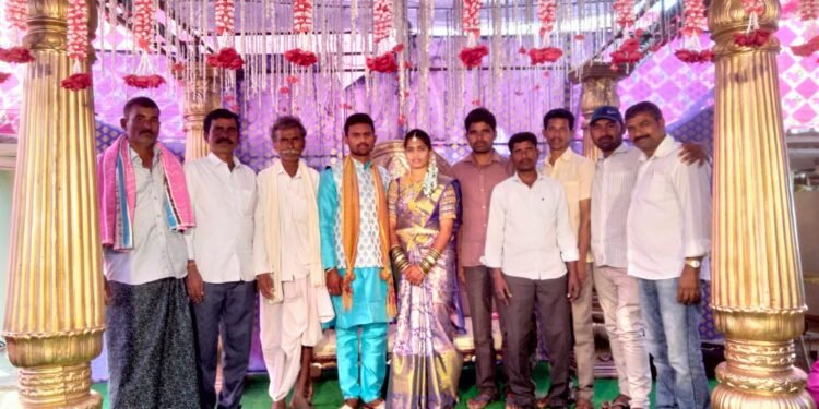 నూతన వధూవరులను ఆశీర్వదించిన.. గుగులోత్ కిషన్ నాయక్