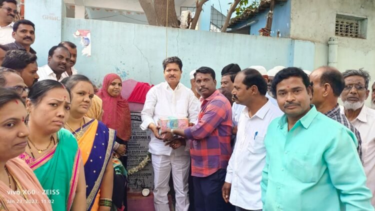 అల్లాపూర్ లో నూతన సీసీ రోడ్ల నిర్మాణం పనులు ప్రారంభం