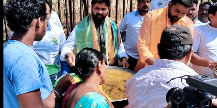 అన్నదానం అంటే ప్రాణాన్ని నిలబెట్టడమే: జాతీయ బీసీ దళ్ అధ్యక్షులు దుండ్ర కుమారస్వామి