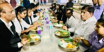 న్యాయవాద వృత్తి సామాజిక ఇంజనీరింగ్ రాష్ట్ర ప్రణాళికా సంఘం వైస్ చైర్మన్ బోయినపల్లి వినోద్ కుమార్