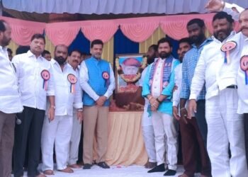 పూలే అలా ఆలోచించకుండా ఉండి ఉంటే మన సమాజం ఎంత దారుణంగా ఉండేదో: జాతీయ బీసీ దళ్ అధ్యక్షులు దుండ్ర కుమారస్వామి