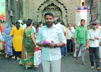 కర్ణాటక లో కాంగ్రెస్ పార్టీ గెలుపు కోసం ప్రత్యెక పూజలు.. సురేష్ రాథోడ్