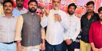 మరో జాతీయ సమరానికి బీసీలు సిద్ధం కావాలి- డాక్టర్ వకుళభరణం