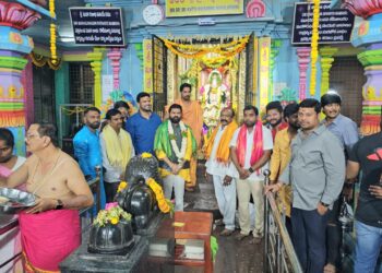 కట్ట మైసమ్మ అమ్మవారిని దర్శించుకున్న జాతీయ బీసీ దళ్ అధ్యక్షుడు కుమారస్వామి