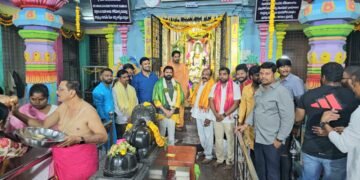కట్ట మైసమ్మ అమ్మవారిని దర్శించుకున్న జాతీయ బీసీ దళ్ అధ్యక్షుడు కుమారస్వామి