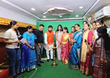 దేశం మెచ్చే సింగర్లుగా ఎదగాలి: జాతీయ బీసీ దళ్ అధ్యక్షులు దుండ్ర కుమారస్వామి