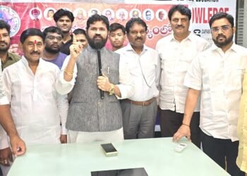 ఇండియా కూటమికే బీసీ సంఘాల మద్దతు-జాతీయ బీసీ దళ్ అధ్యక్షుడు దుండ్ర కుమారస్వామి