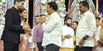 వనపర్తి కలెక్టర్ ఆదర్శ సురభి వెడ్డింగ్ రిసెప్షన్.