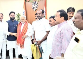 తెలంగాణ ప్రభుత్వ సలహాదారునిగా బాధ్యతలు స్వీకరించిన కే కేశవరావు