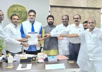 కులగణన యాక్షన్ ప్లాన్ ను ప్రభుత్వంకు త్వరగా ఇవ్వండి..