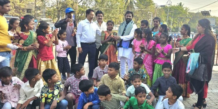 క్రీడల్లో రాణించి దేశానికే పేరు తేవాలి