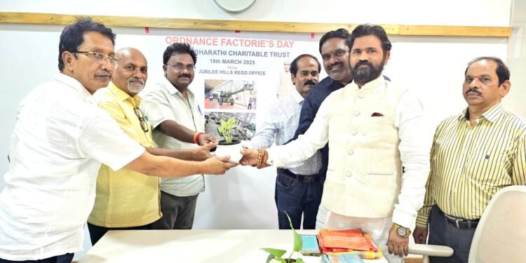 దేశ భద్రతను పెంపొందించడంలో భారతీయ ఆర్డినెన్స్ ఫ్యాక్టరీల చొరవ ఎనలేనిది: