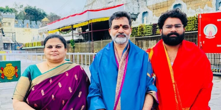 తిరుమల శ్రీవారిని దర్శించుకున్న డాక్టర్ వకుళాభరణం