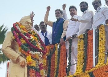 డా. వకుళాభరణం కృష్ణమోహన్ రావుమాజీ ఛైర్మన్, తెలంగాణ బీసీ కమిషన్