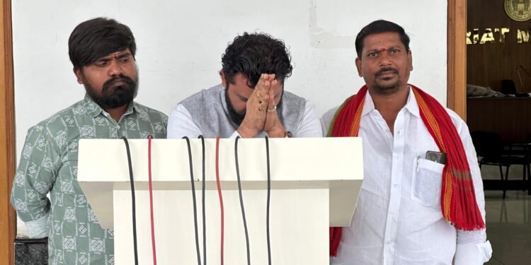 రిజర్వేషన్లను అడ్డుకోవద్దు – జాతీయ బీసీ దళ్ అధ్యక్షుడు దుండ్ర కుమారస్వామి