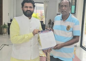 రిజర్వేషన్ బిల్లు ఆమోదానికి కృషి చేయండి -దుండ్ర కుమారస్వామి