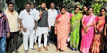 బీసీలకు పార్టీ పరంగా కాదు… చట్టపరంగా రిజర్వేషన్లు కల్పించాలి