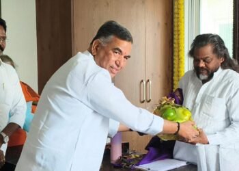 ఆధ్యాత్మికతతో సమాజాభివృద్ధి– ప్రజల శ్రేయస్సుకు ఆశీస్సులు