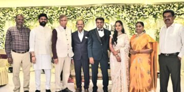 నూతన వధూవరులను ఆశీర్వదించిన ప్రముఖులు